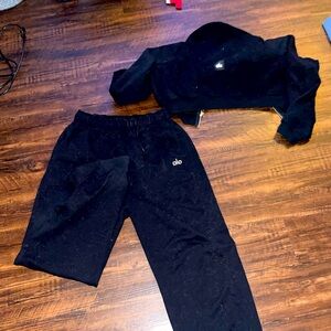 Alo black sweatpants in a M and black cropped zip L
